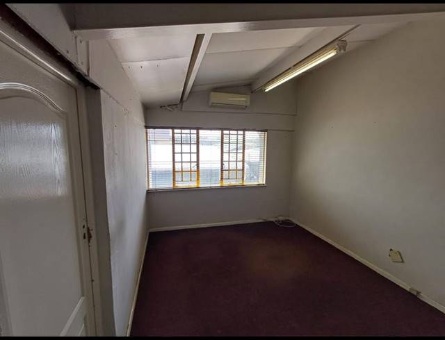 INDUSTRIAL PROPERTY TO RENT IN HENNOPSPARK